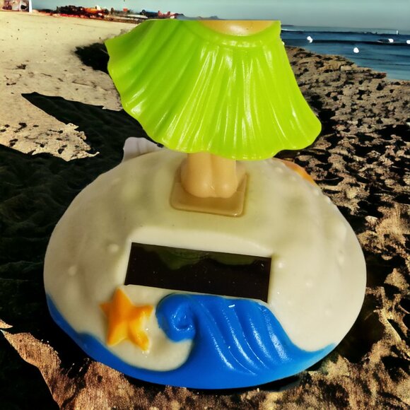 Hula Dancing Girl & Circus Lion Solar Powered Bobble Head Dashboard Decorations - Picture 10 of 14